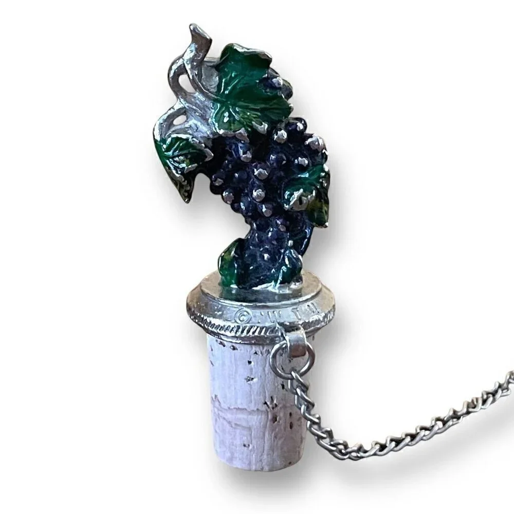 WTU Wine Things Unlimted Purple Grapes Vino Pewter & Cork Stopper Barware Party